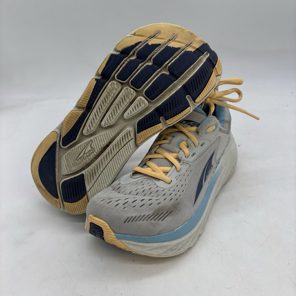 Altra Via Olympus Shoes Womens 7.5 Max Cushion Running Sneaker ALOA82CR224